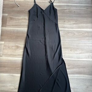Elegant Black Maxi Dress